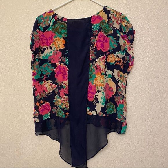 Anthropologie Maeve Floral 100% Silk Top open split back blouse semi sheer 6 - Picture 2 of 9